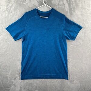 Lululemon T-Shirt men's Medium Metal Vent Tech Performance Athletic Short Sleeve